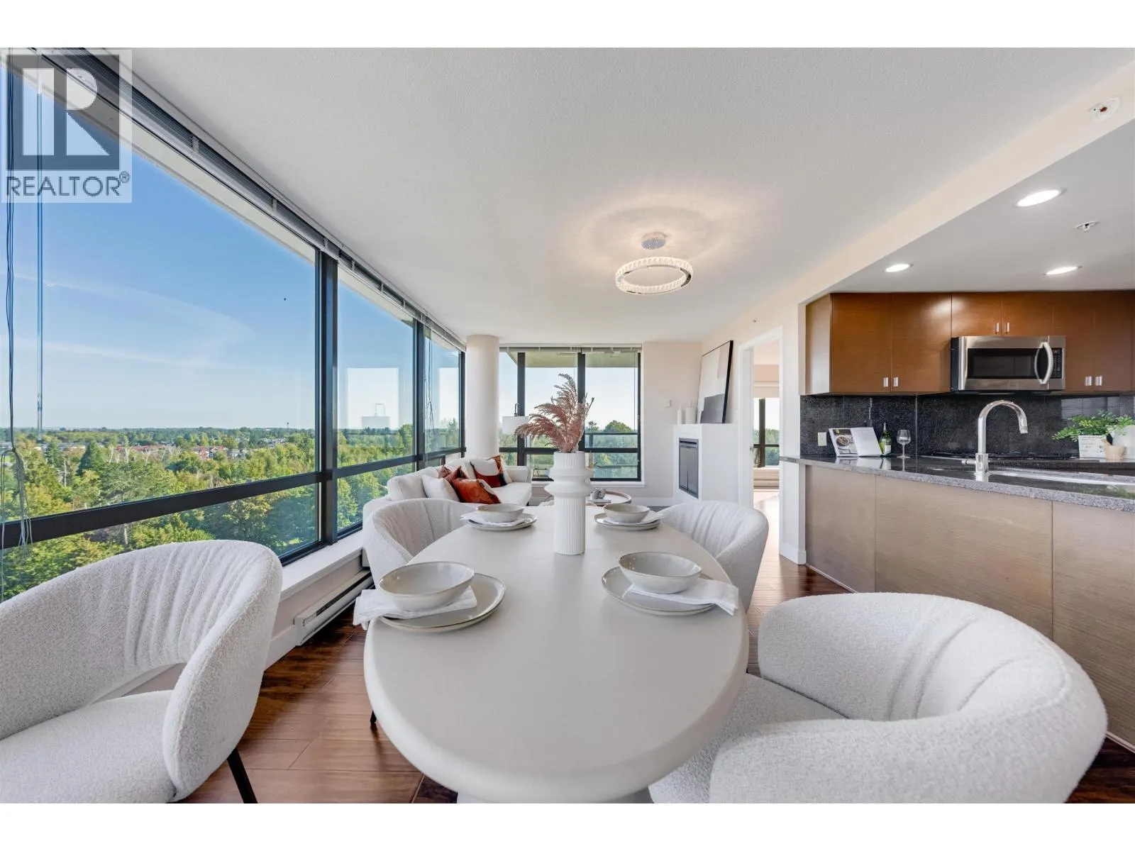 1201 6333 KATSURA STREET