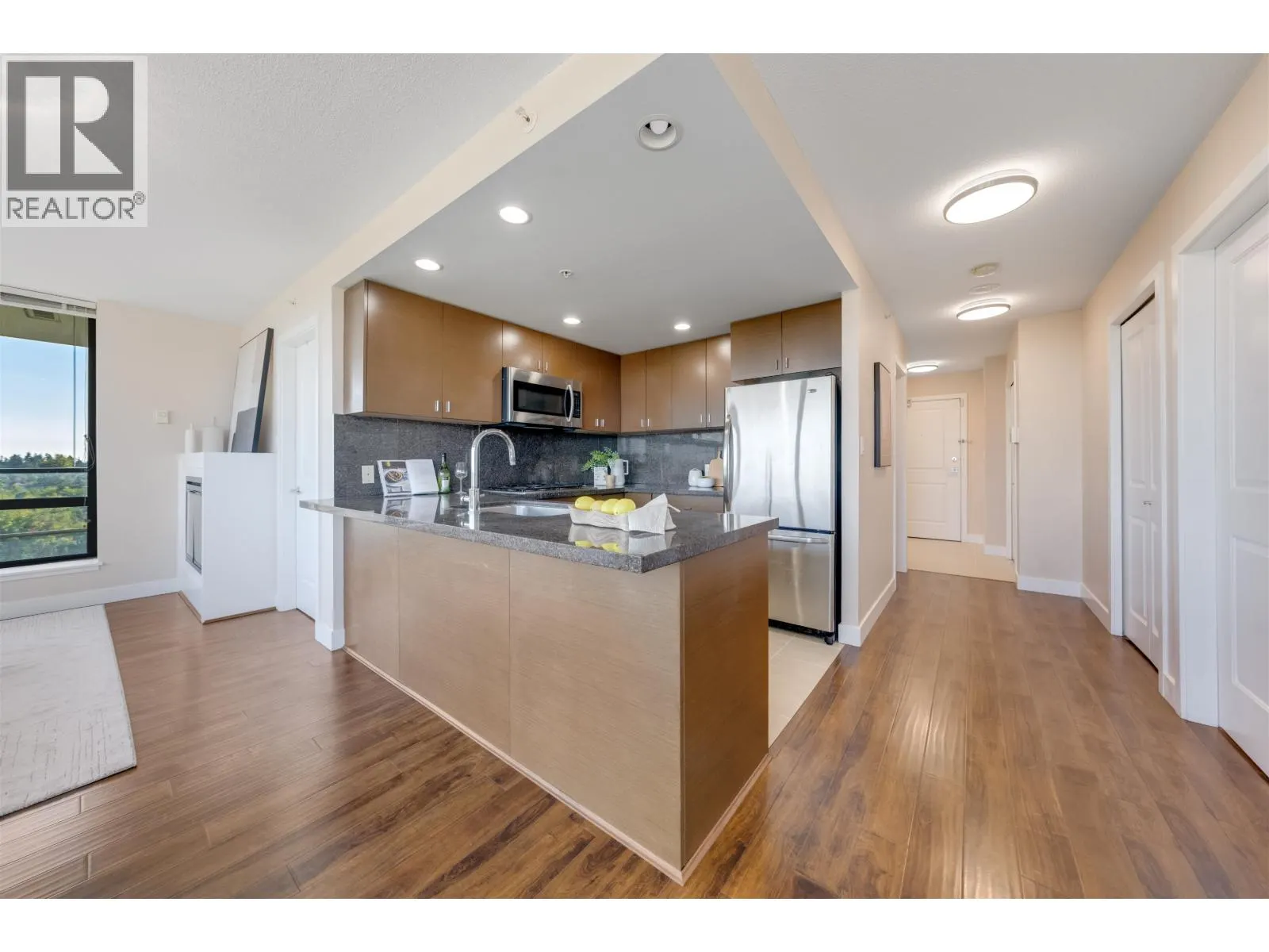 1201 6333 KATSURA STREET