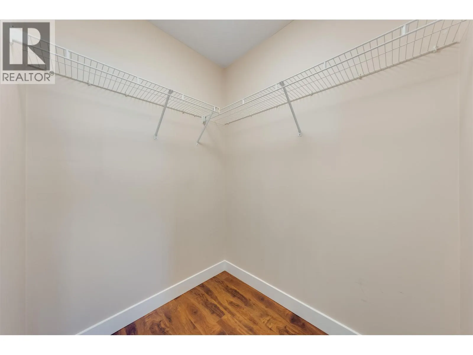 1201 6333 KATSURA STREET