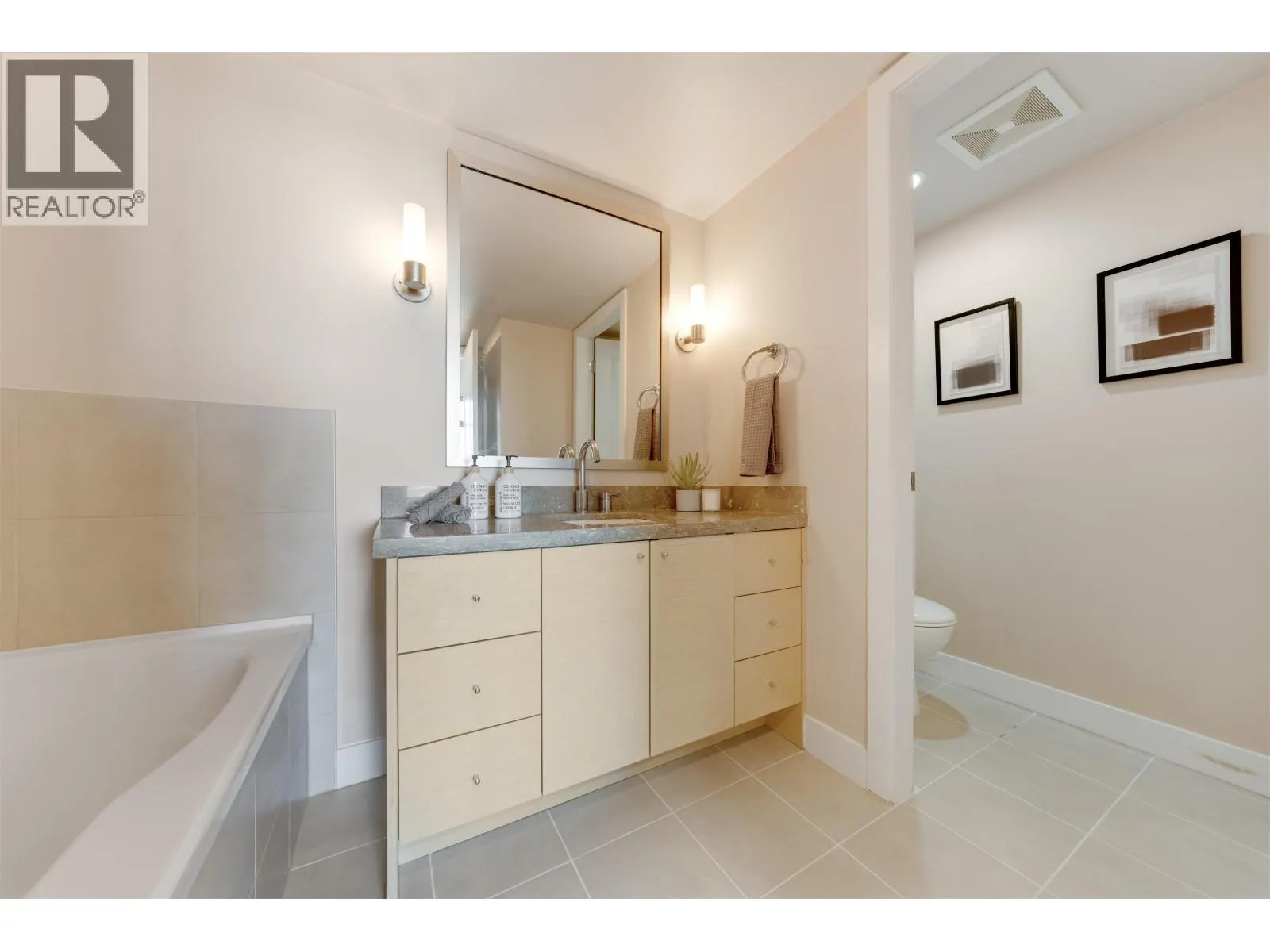 1201 6333 KATSURA STREET