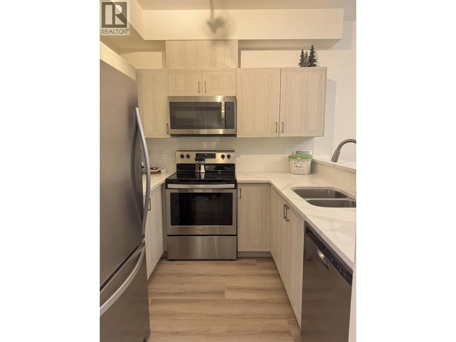 46 4355 NORTHLANDS (WEEK 9) BOULEVARD
