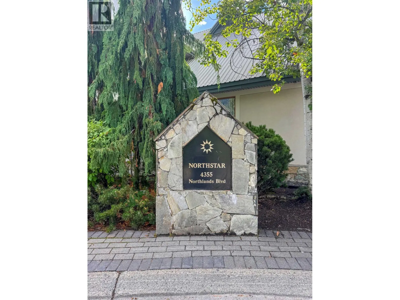 46 4355 NORTHLANDS (WEEK 9) BOULEVARD