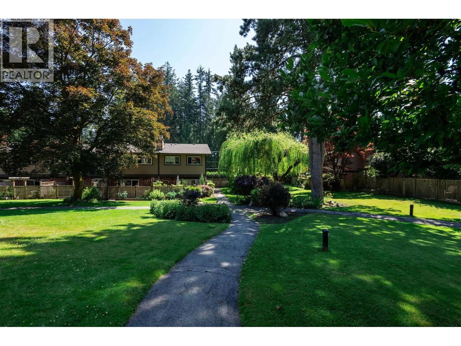 137 3300 CAPILANO ROAD
