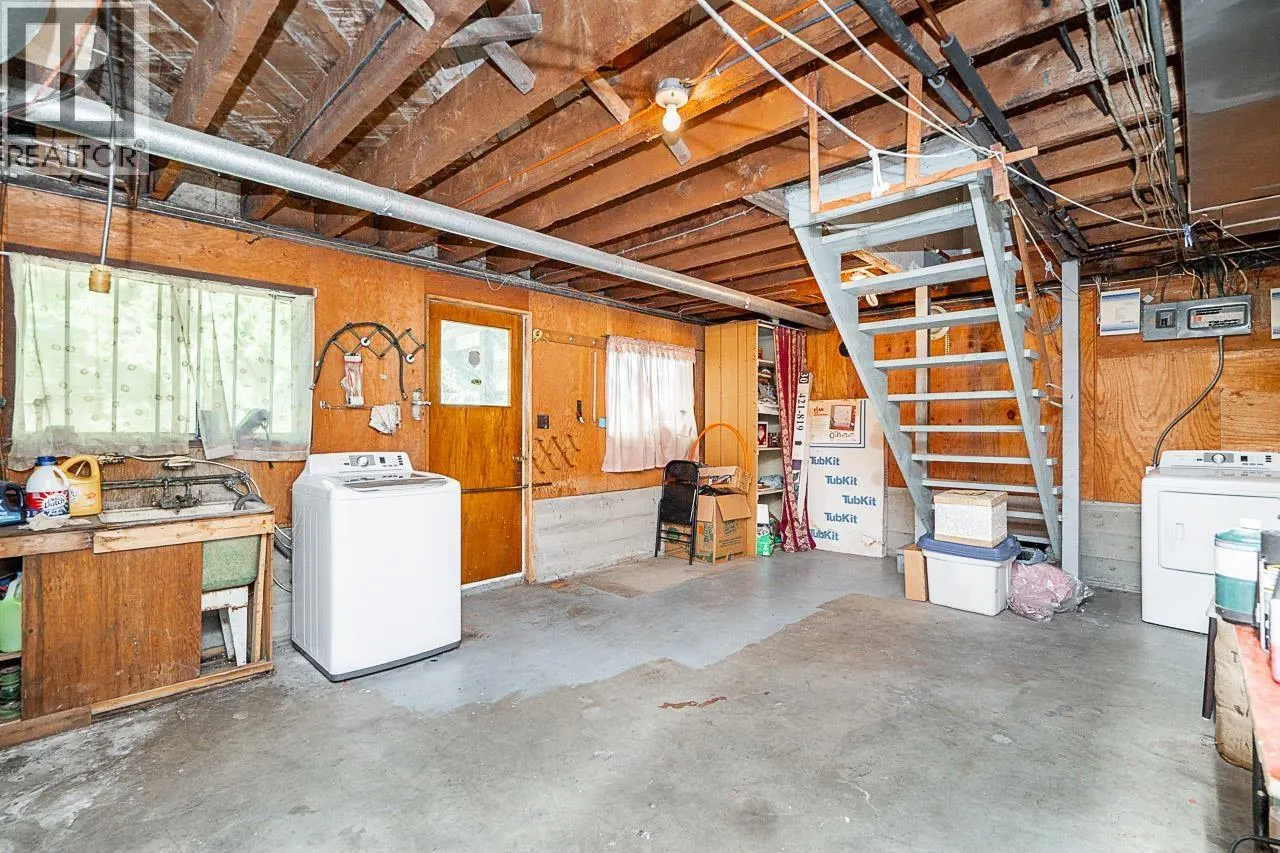 2212 OLD DOLLARTON ROAD