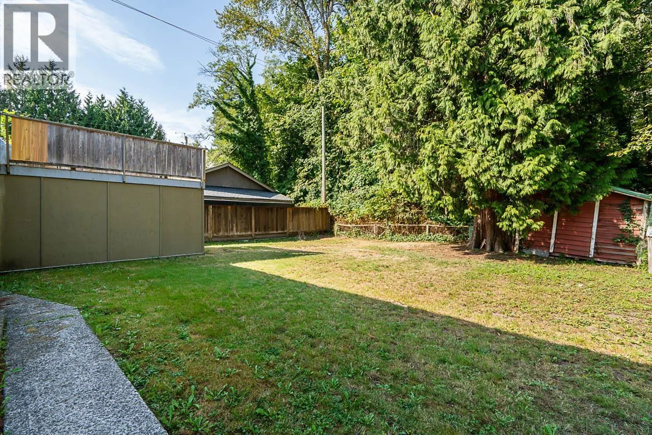 2212 OLD DOLLARTON ROAD