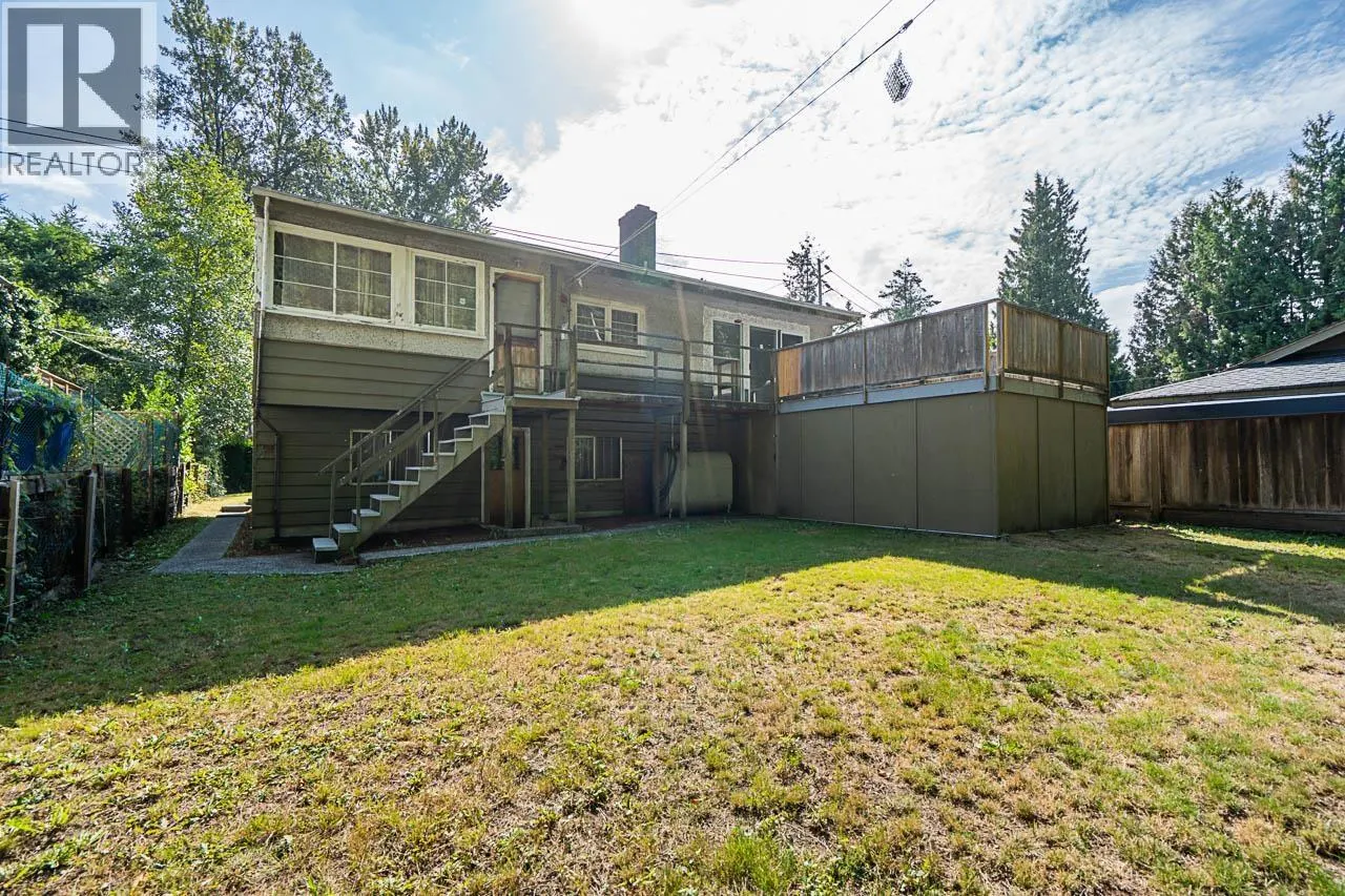 2212 OLD DOLLARTON ROAD