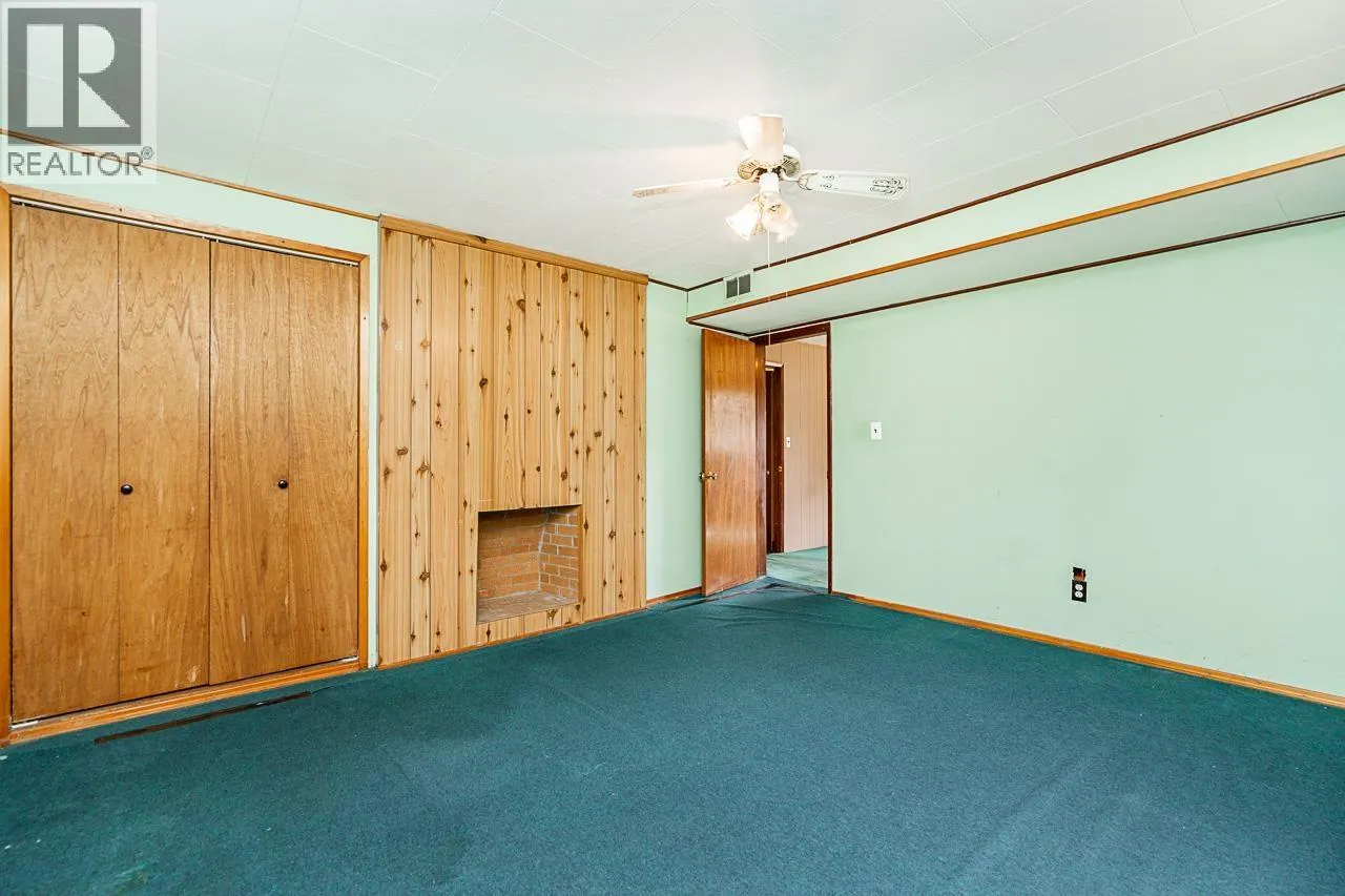2212 OLD DOLLARTON ROAD