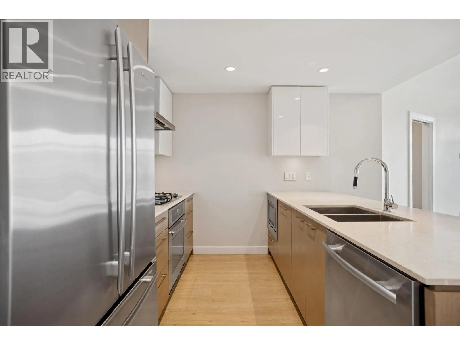 1706 1618 QUEBEC STREET