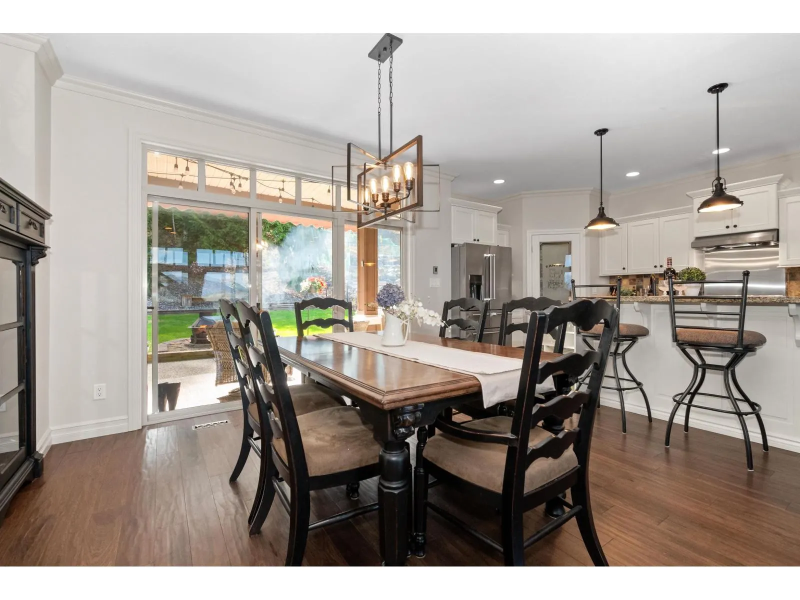 208 51075 FALLS COURT|Eastern Hillsides