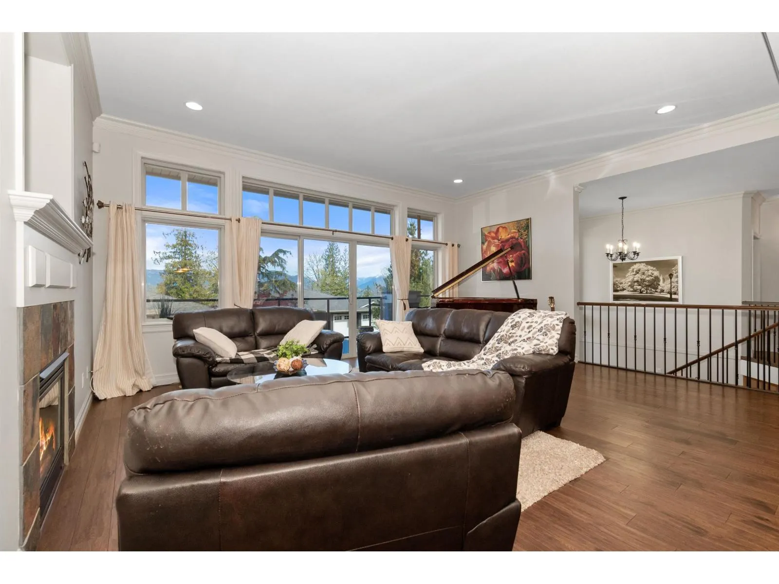 208 51075 FALLS COURT|Eastern Hillsides