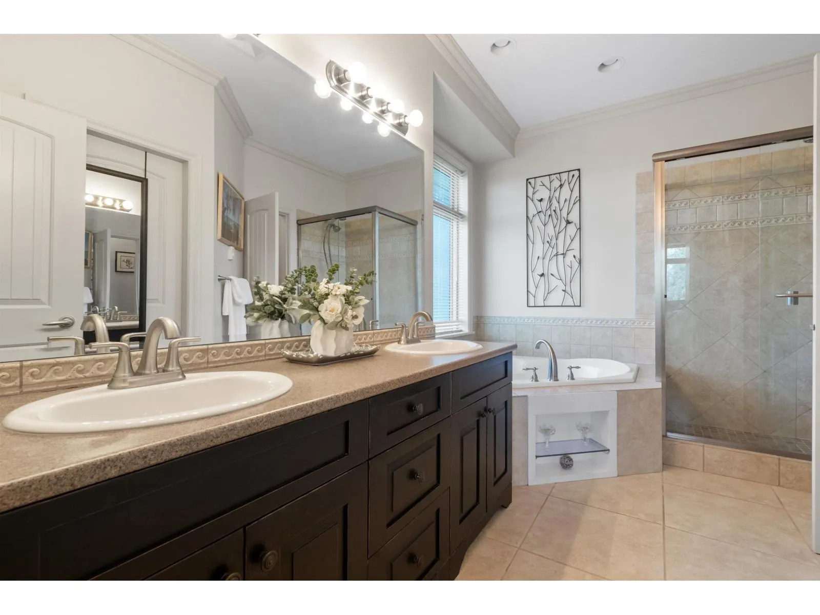 208 51075 FALLS COURT|Eastern Hillsides