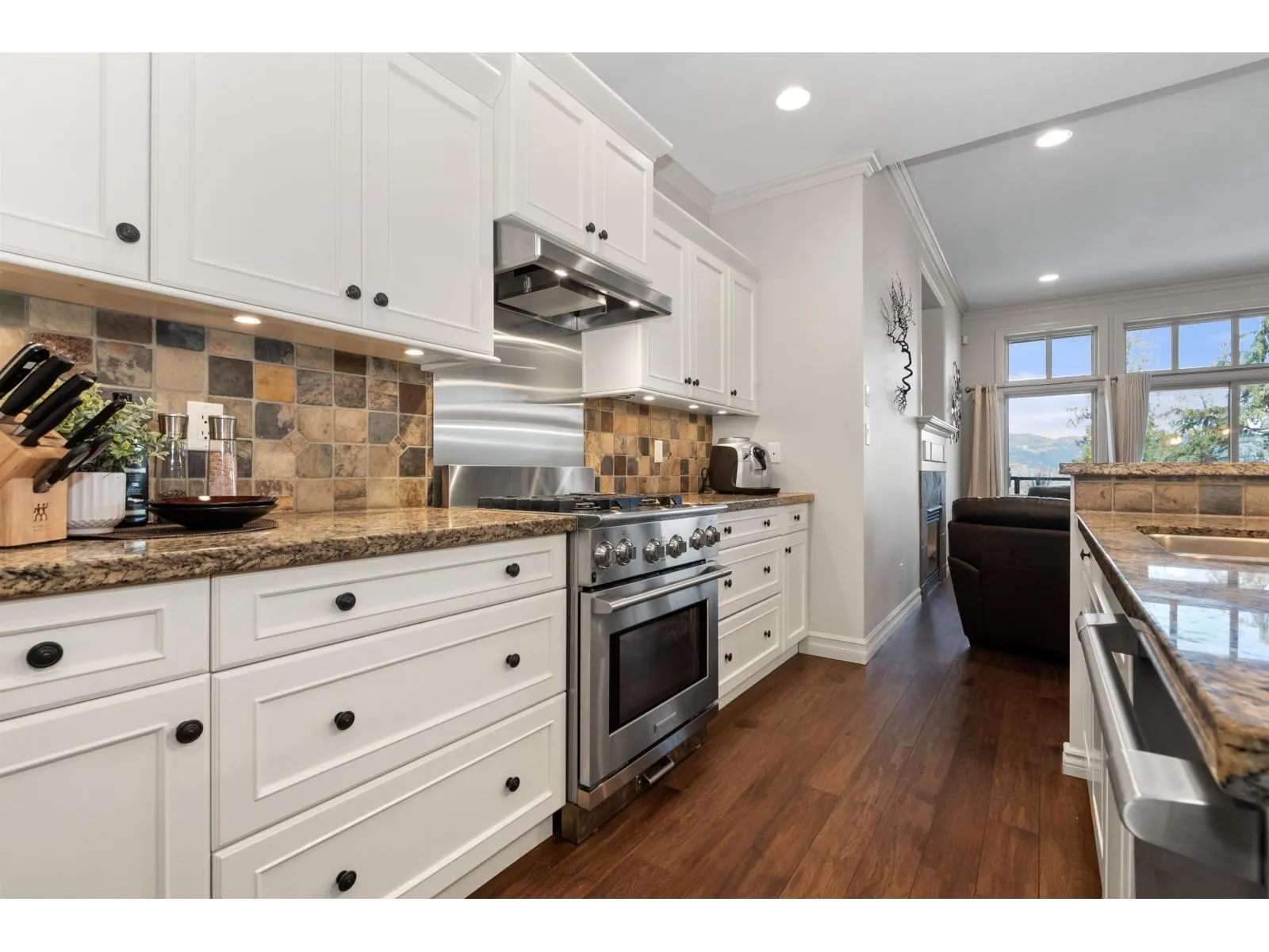 208 51075 FALLS COURT|Eastern Hillsides