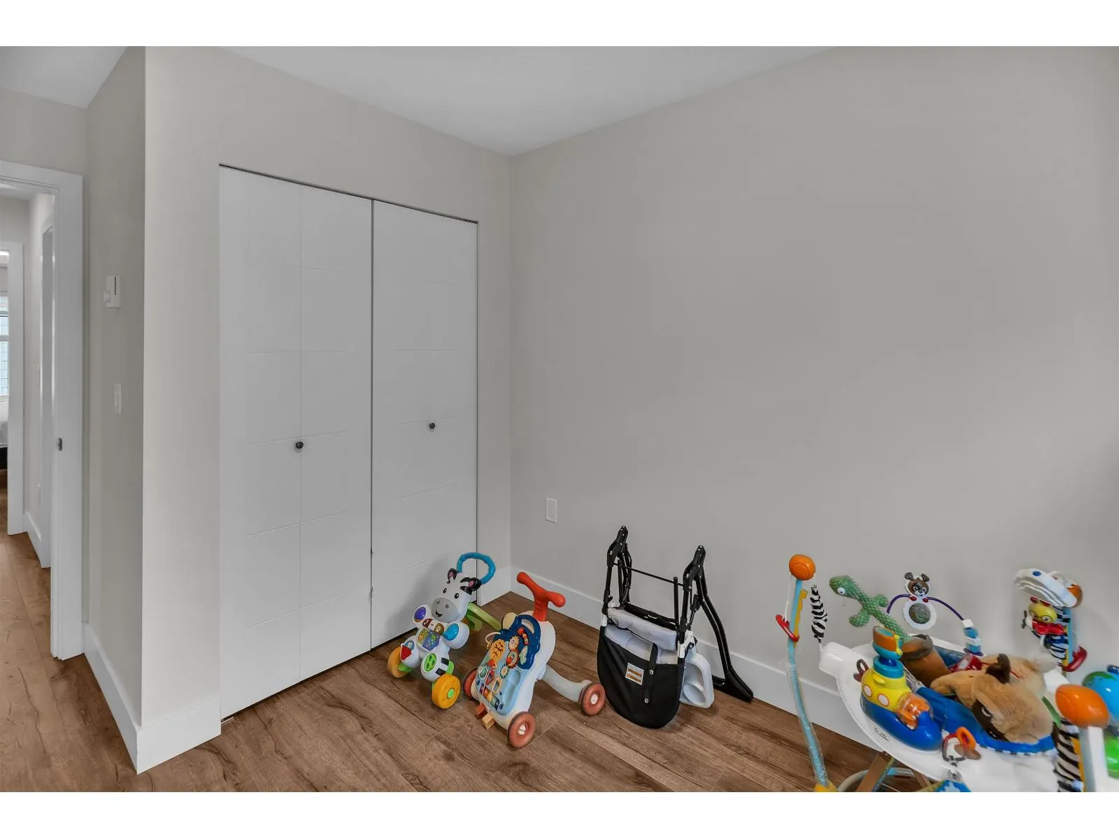 11 2033 MCKENZIE ROAD