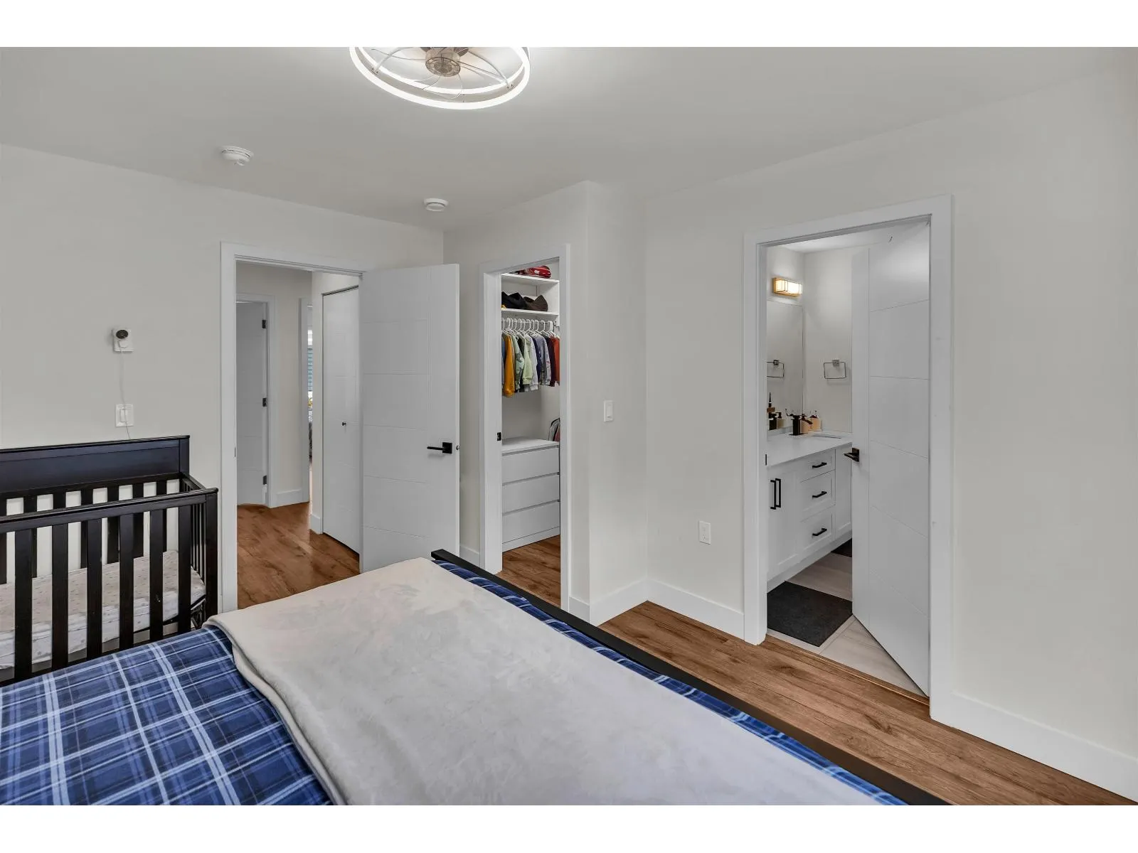 11 2033 MCKENZIE ROAD