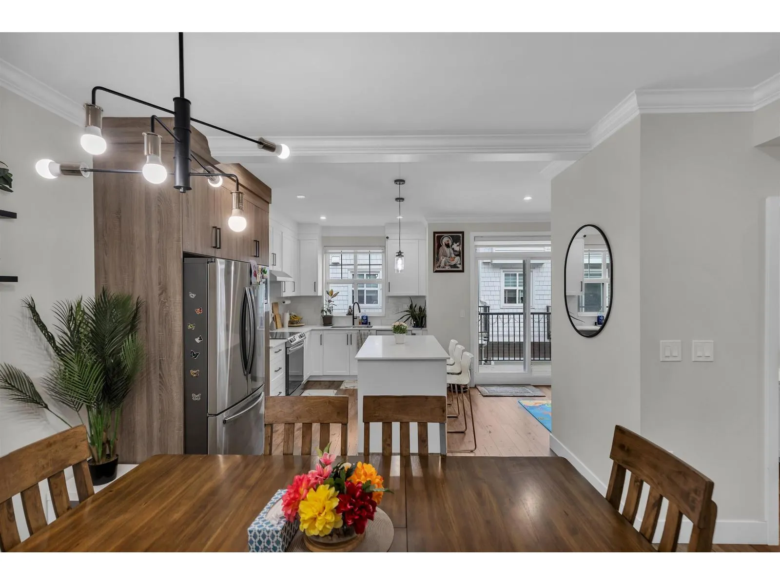 11 2033 MCKENZIE ROAD