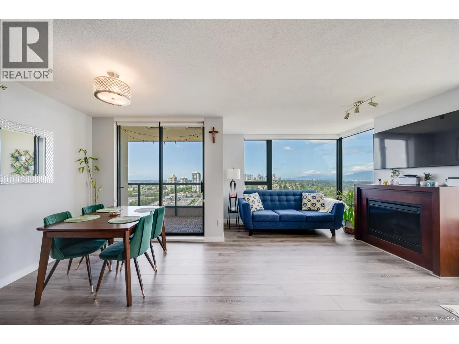 2303 7088 SALISBURY AVENUE