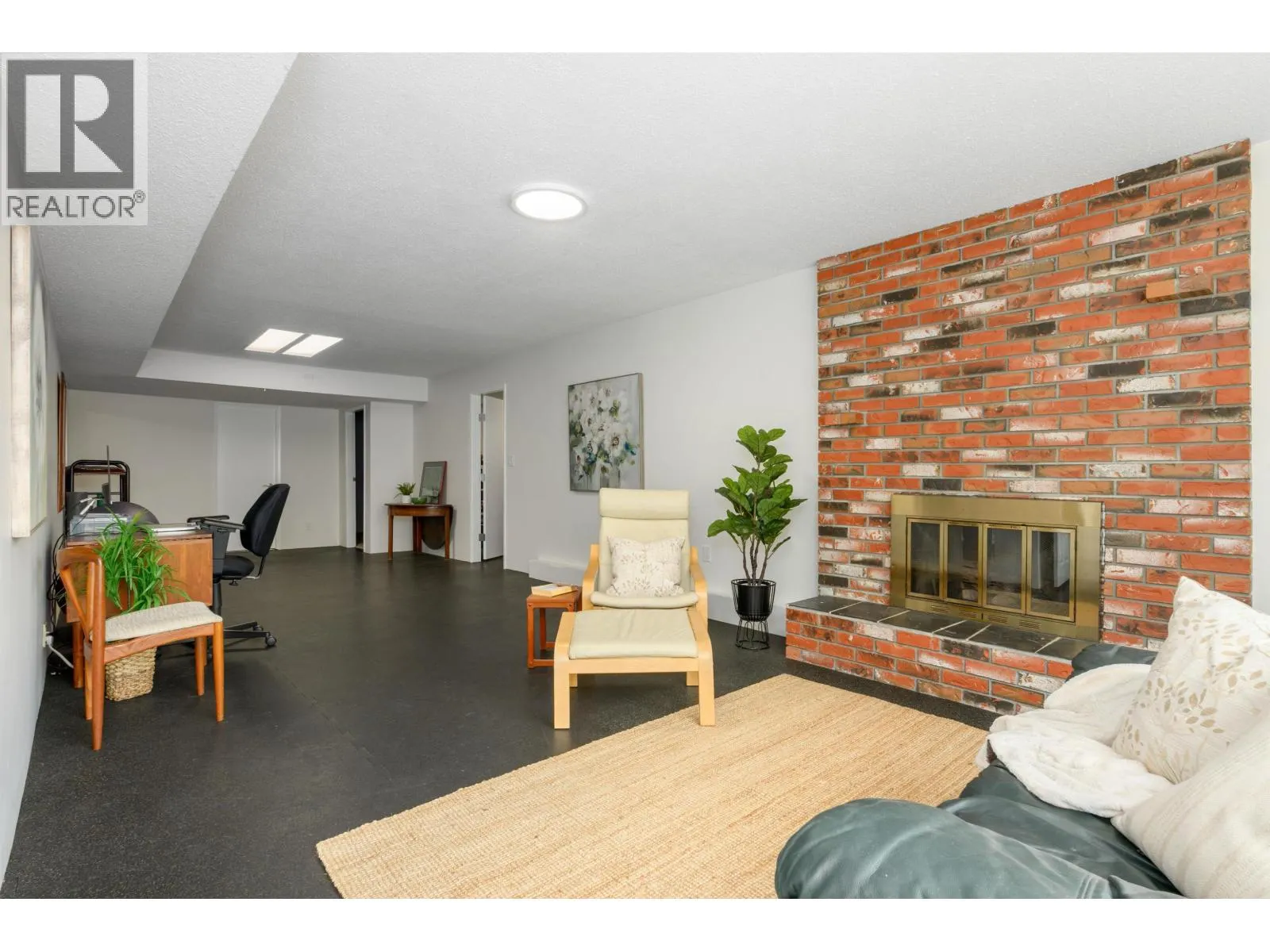 2527 ARUNDEL LANE