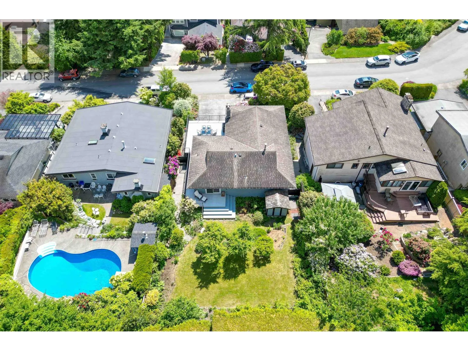 2527 ARUNDEL LANE