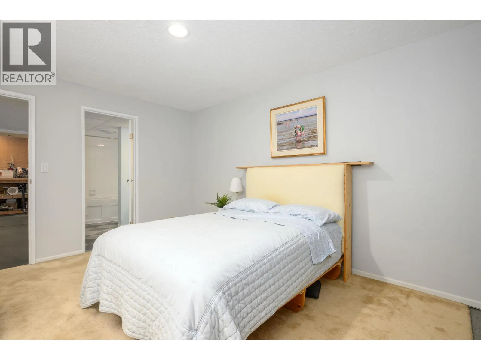 2527 ARUNDEL LANE
