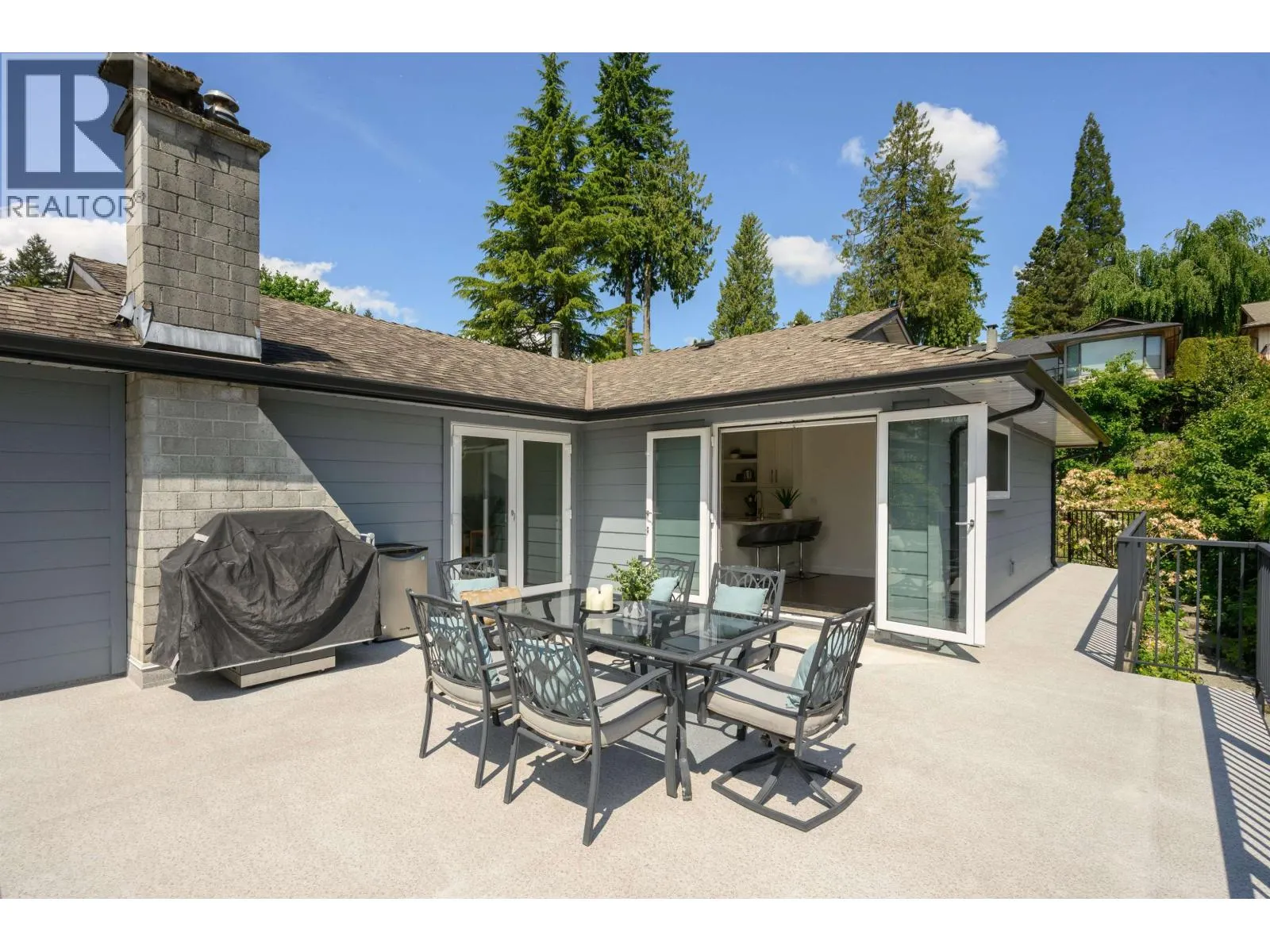 2527 ARUNDEL LANE