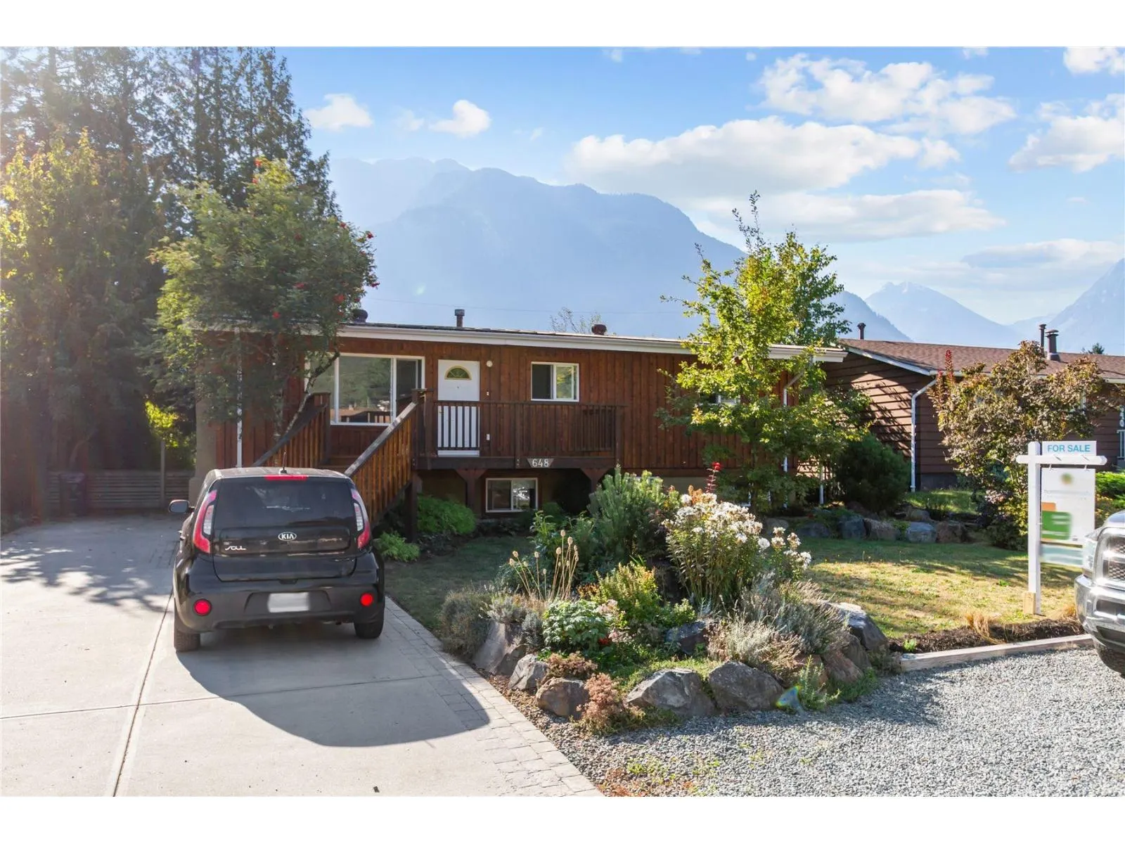 648 WILLOW STREET|Hope