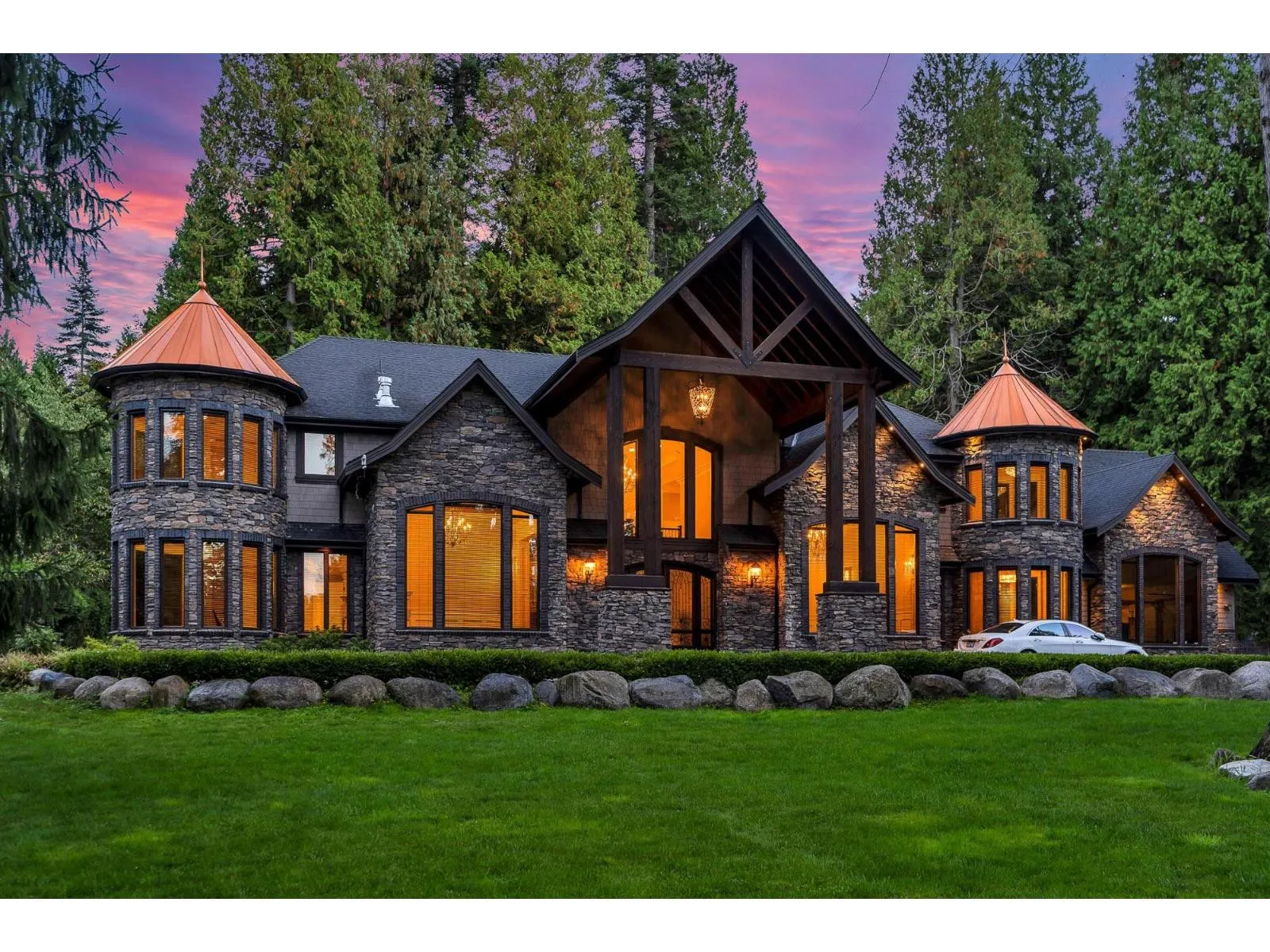 13288 WOODCREST DRIVE