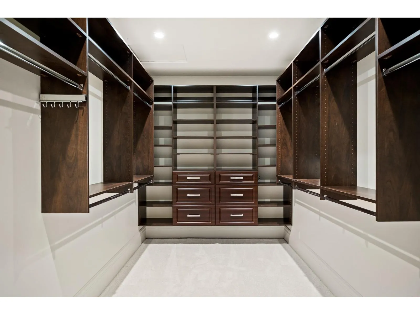 13288 WOODCREST DRIVE