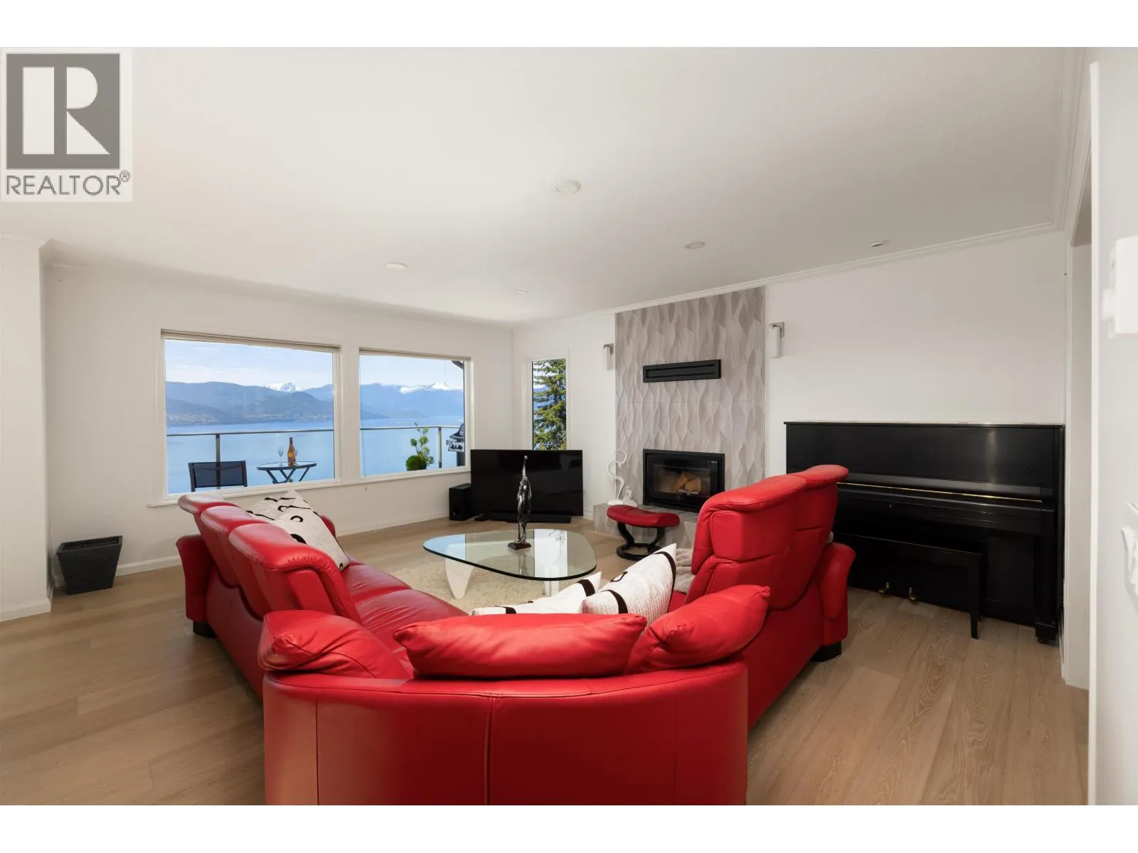 250 KELVIN GROVE WAY