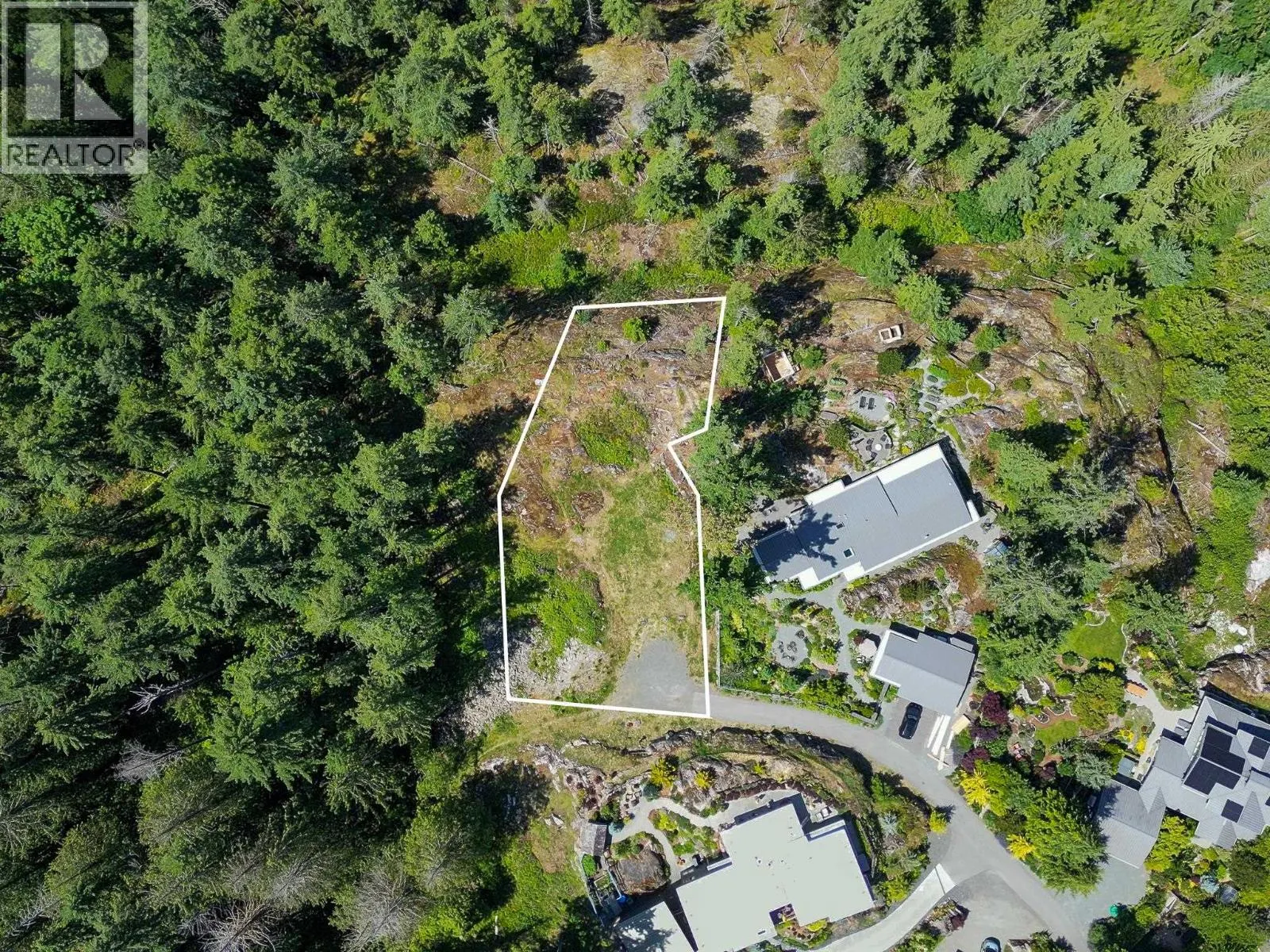 1673 EVERGREEN LANE