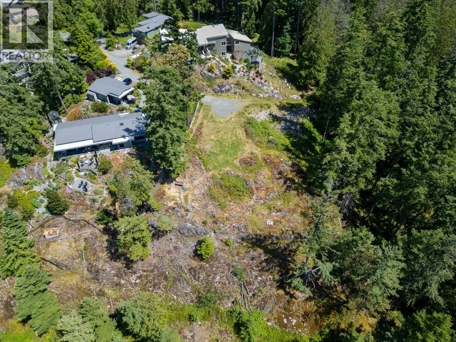 1673 EVERGREEN LANE
