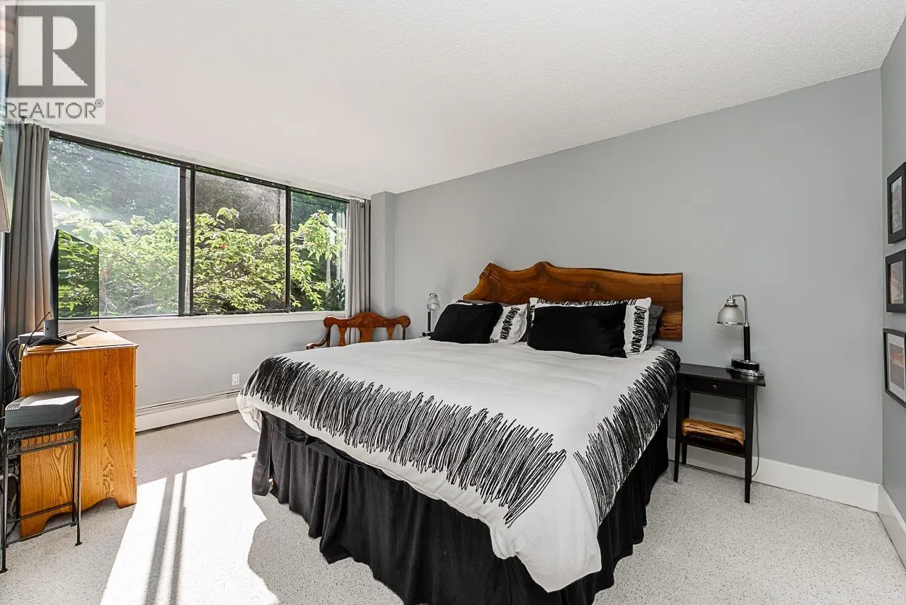 203 9320 PARKSVILLE DRIVE