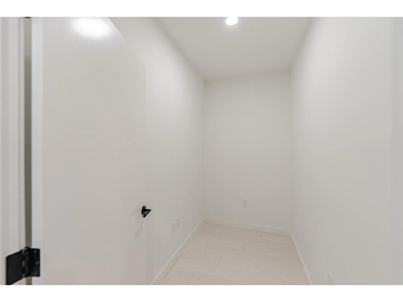 205 10466 138A STREET