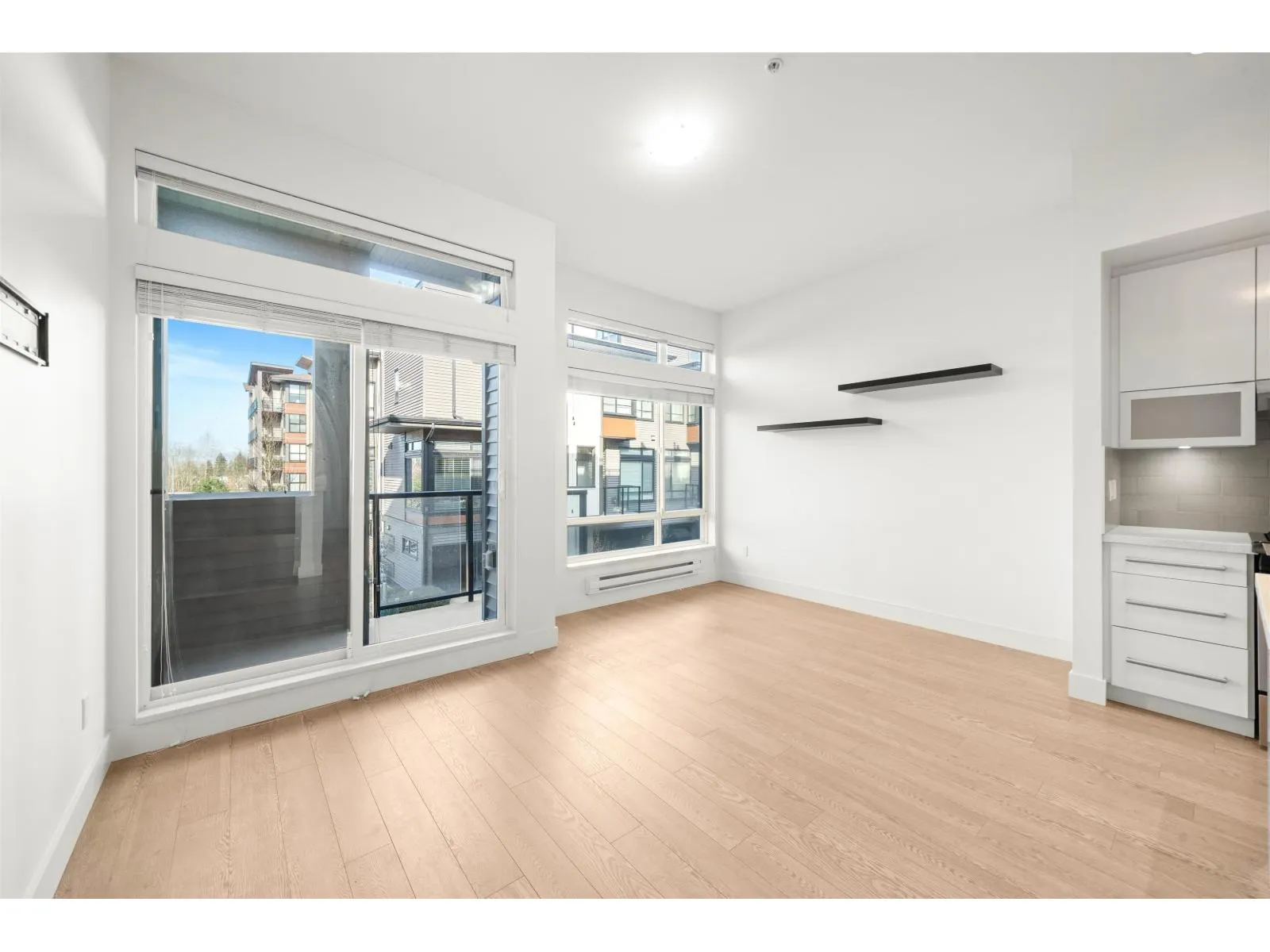 57 7811 209 STREET