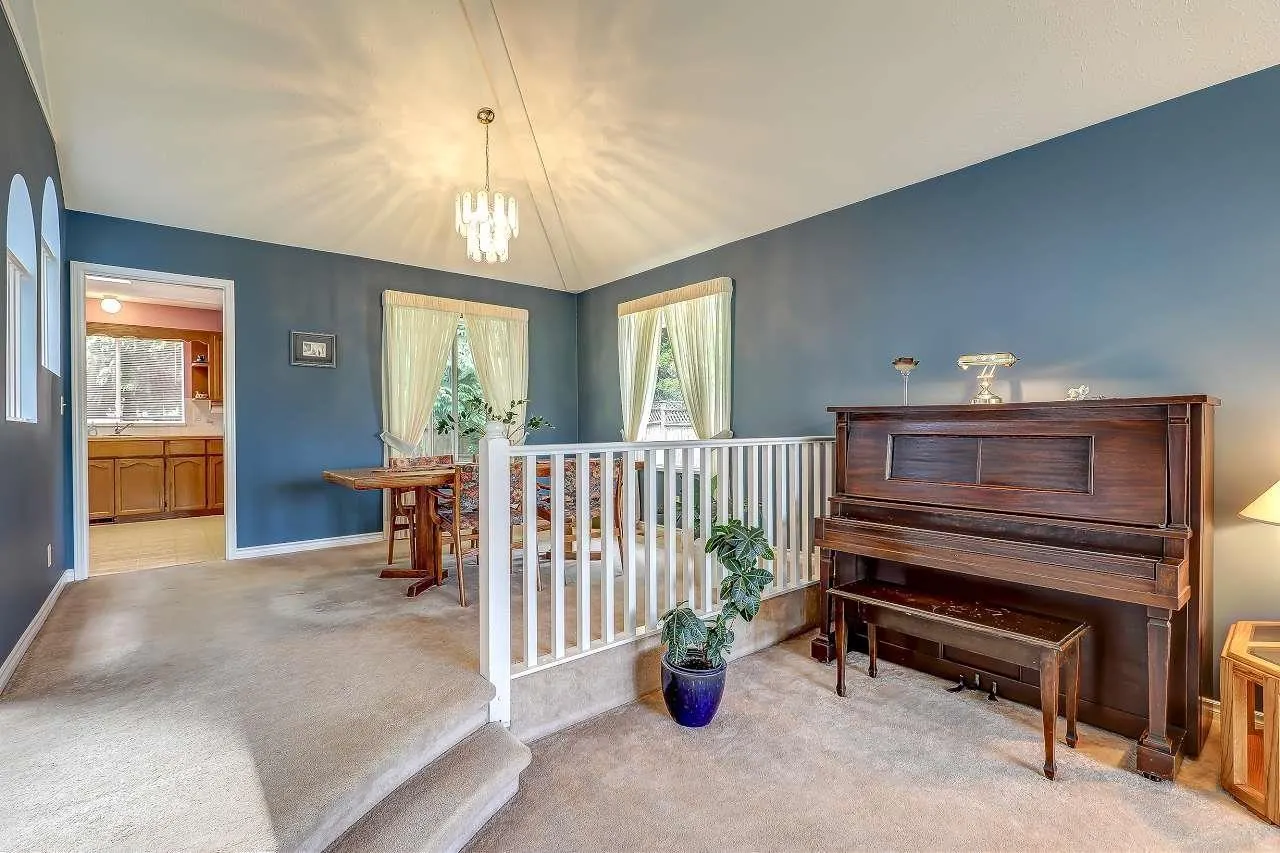 5979 SOUTHPARK GROVE