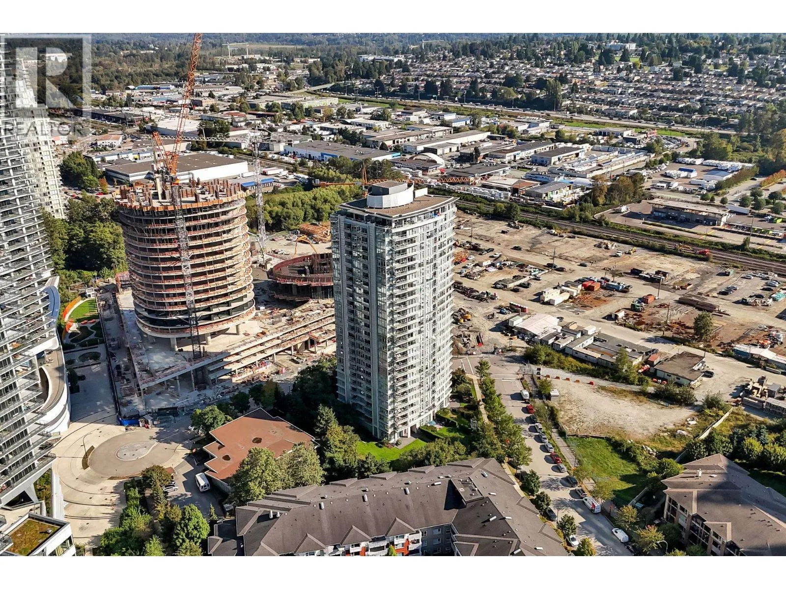 1908 2289 YUKON CRESCENT