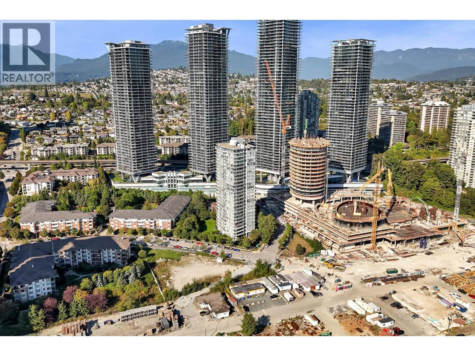 1908 2289 YUKON CRESCENT