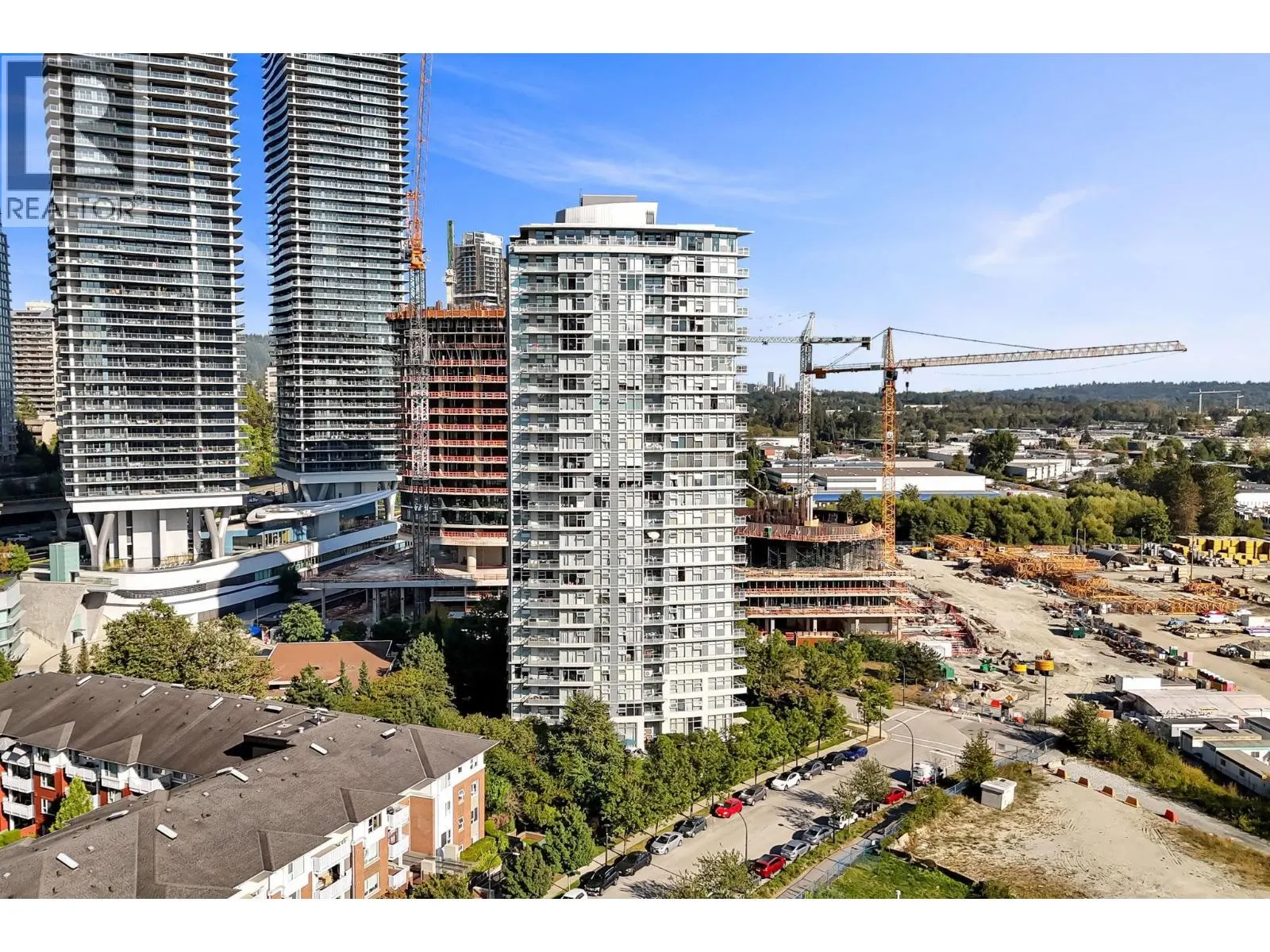 1908 2289 YUKON CRESCENT