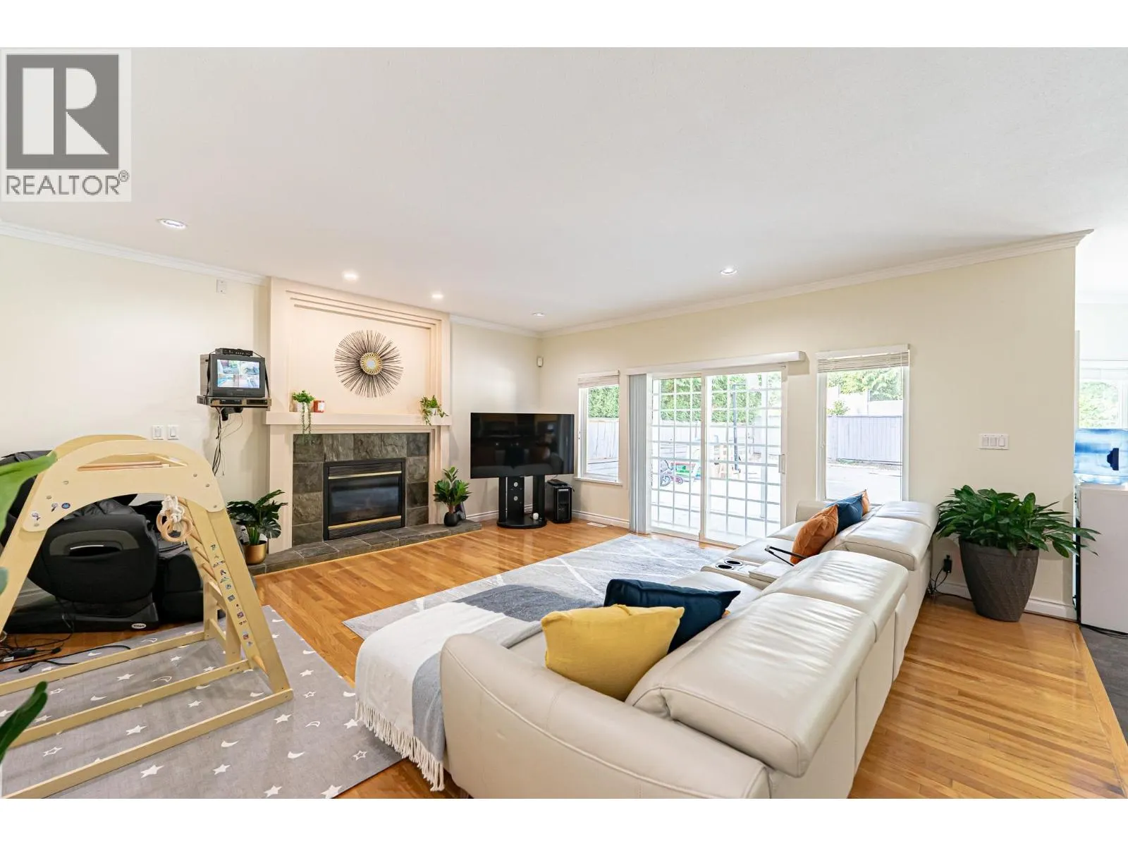3169 ARROWSMITH PLACE