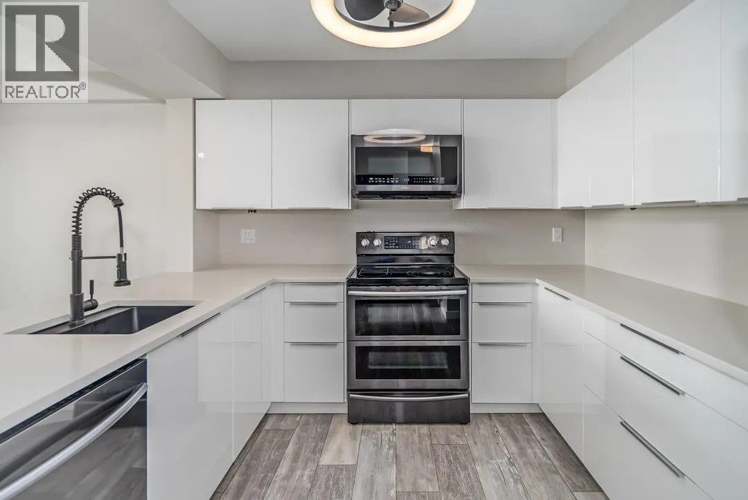 1607 1148 HEFFLEY CRESCENT