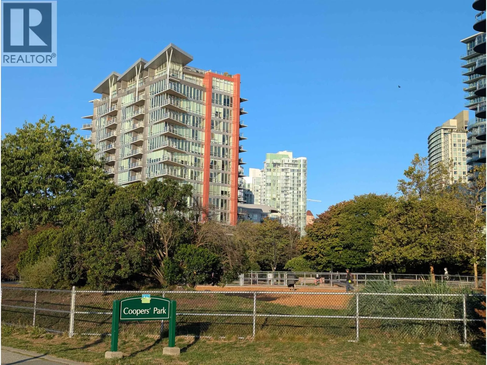 503 8 SMITHE MEWS