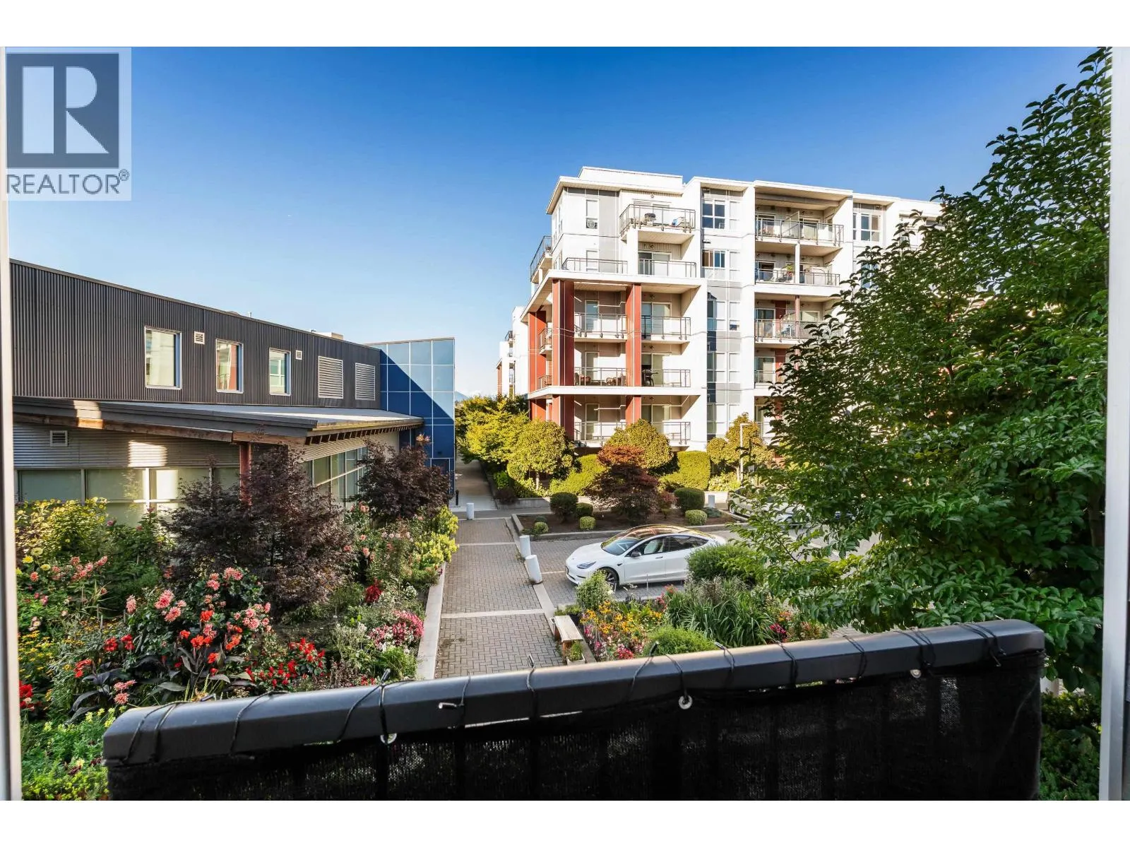 208 10011 RIVER DRIVE DRIVE