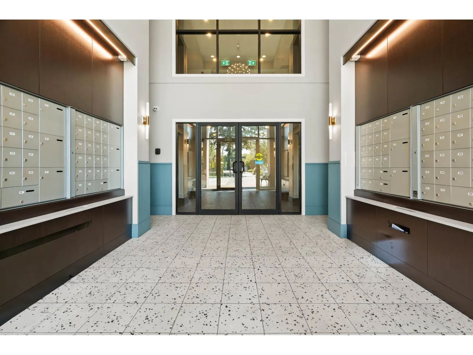 102 45511 CAMPUS DRIVE|Garrison Crossing