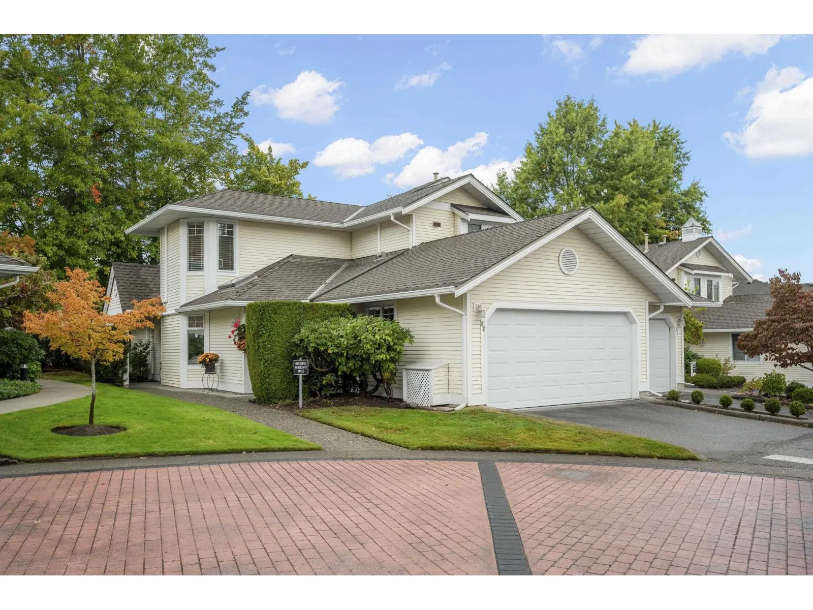 62 8737 212TH STREET