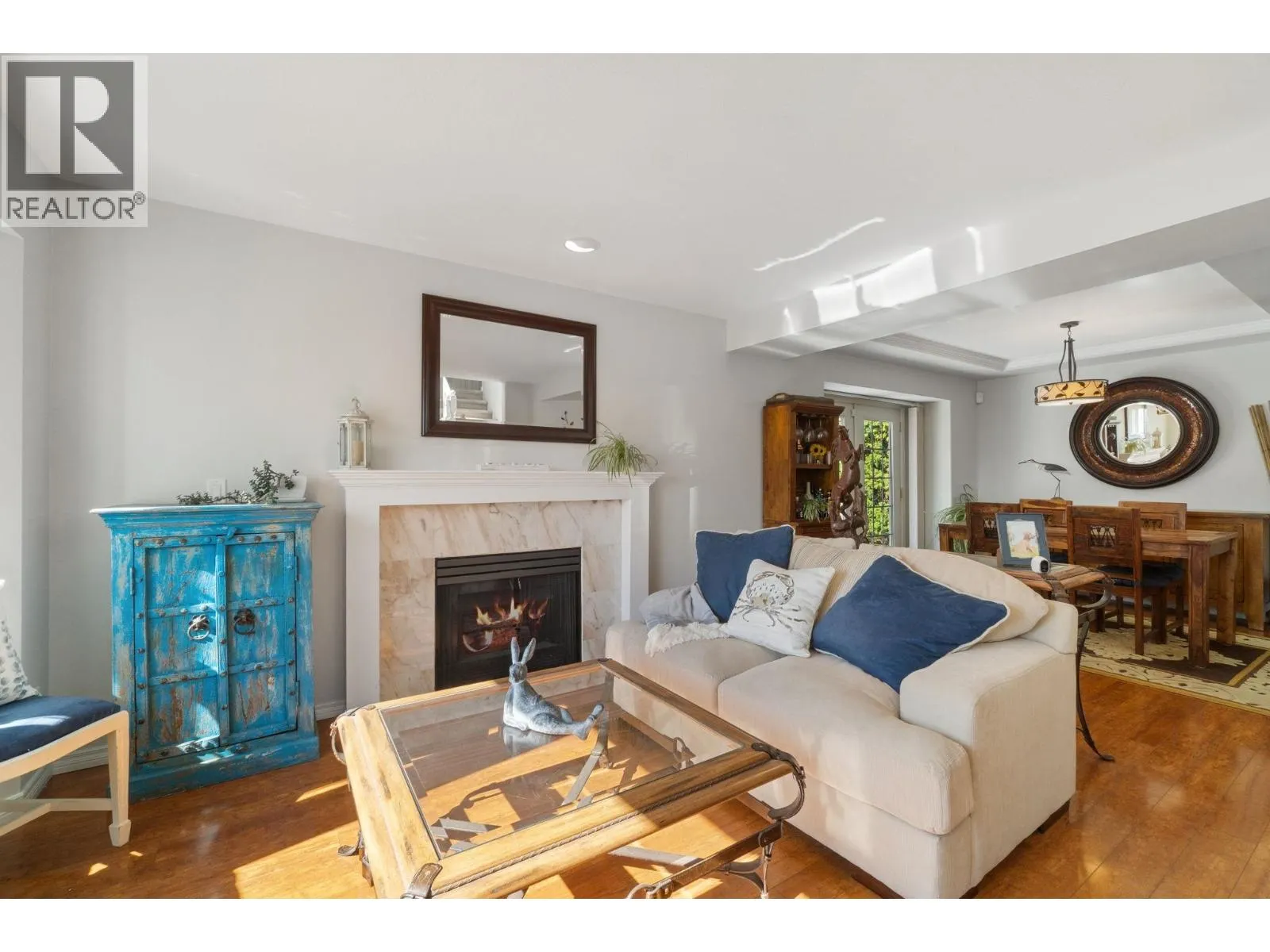 2939 CLIFFROSE CRESCENT