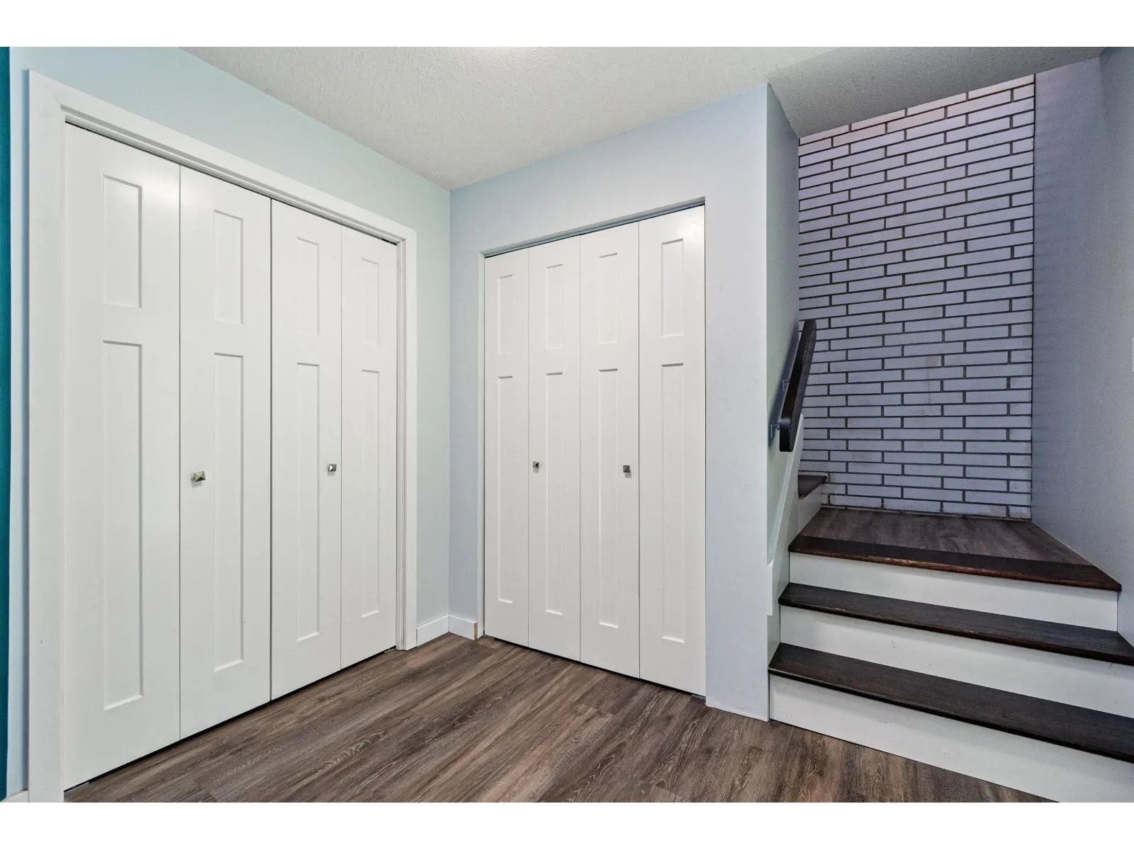 5460 INTERPROVINCIAL HIGHWAY