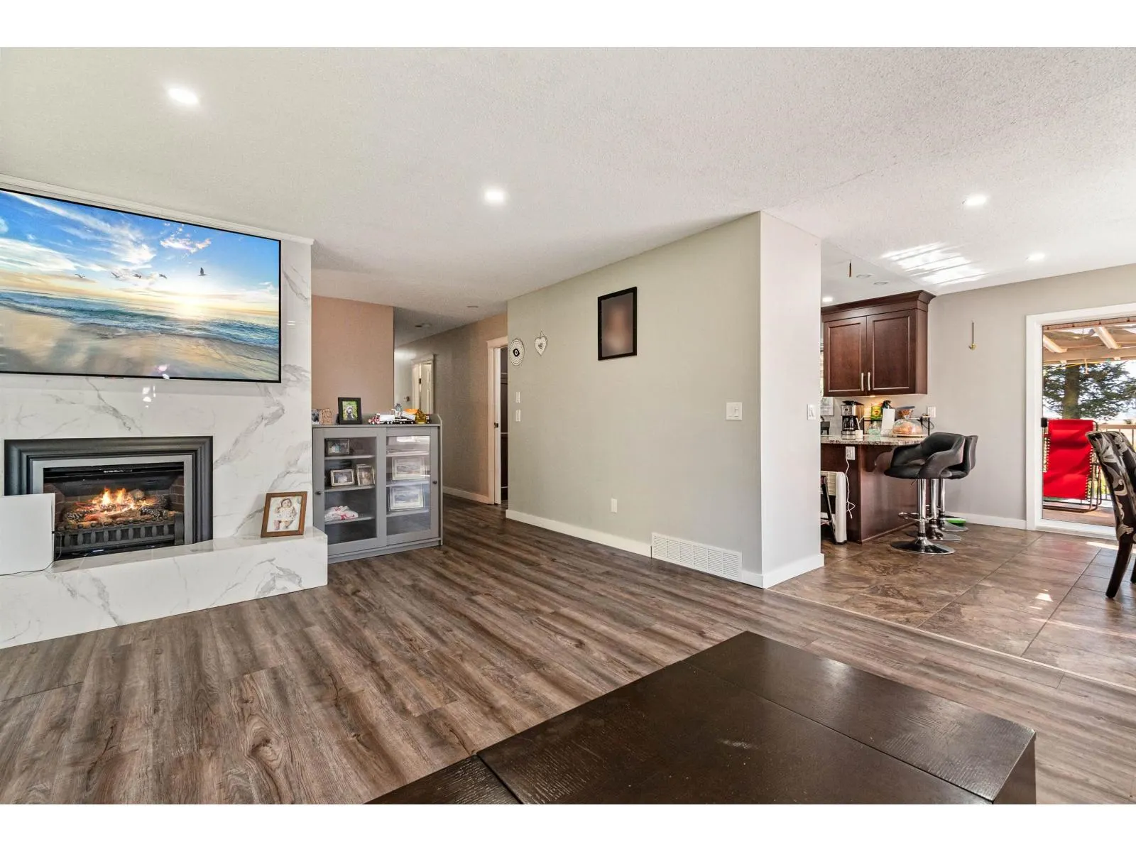 5460 INTERPROVINCIAL HIGHWAY