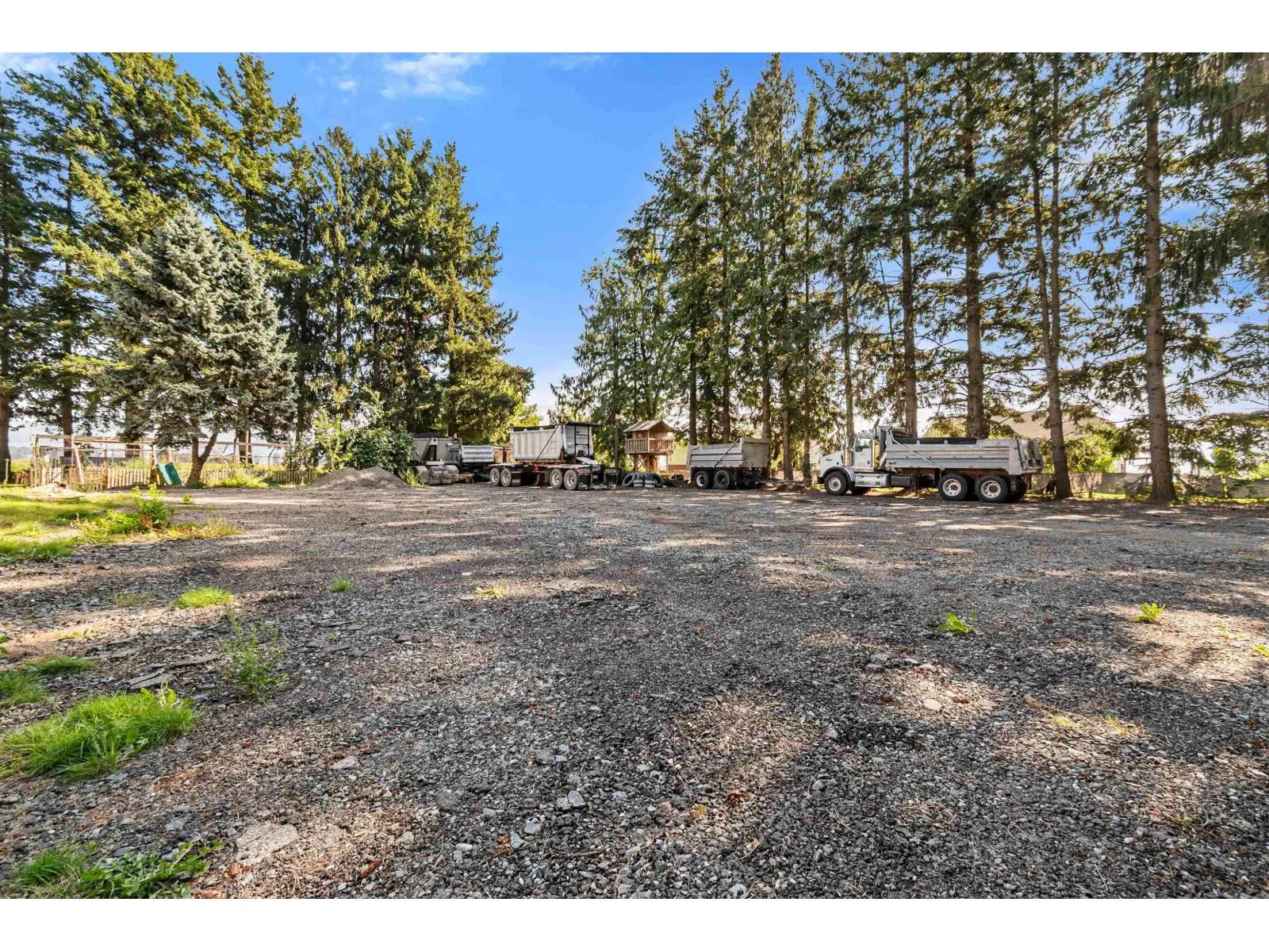 5460 INTERPROVINCIAL HIGHWAY