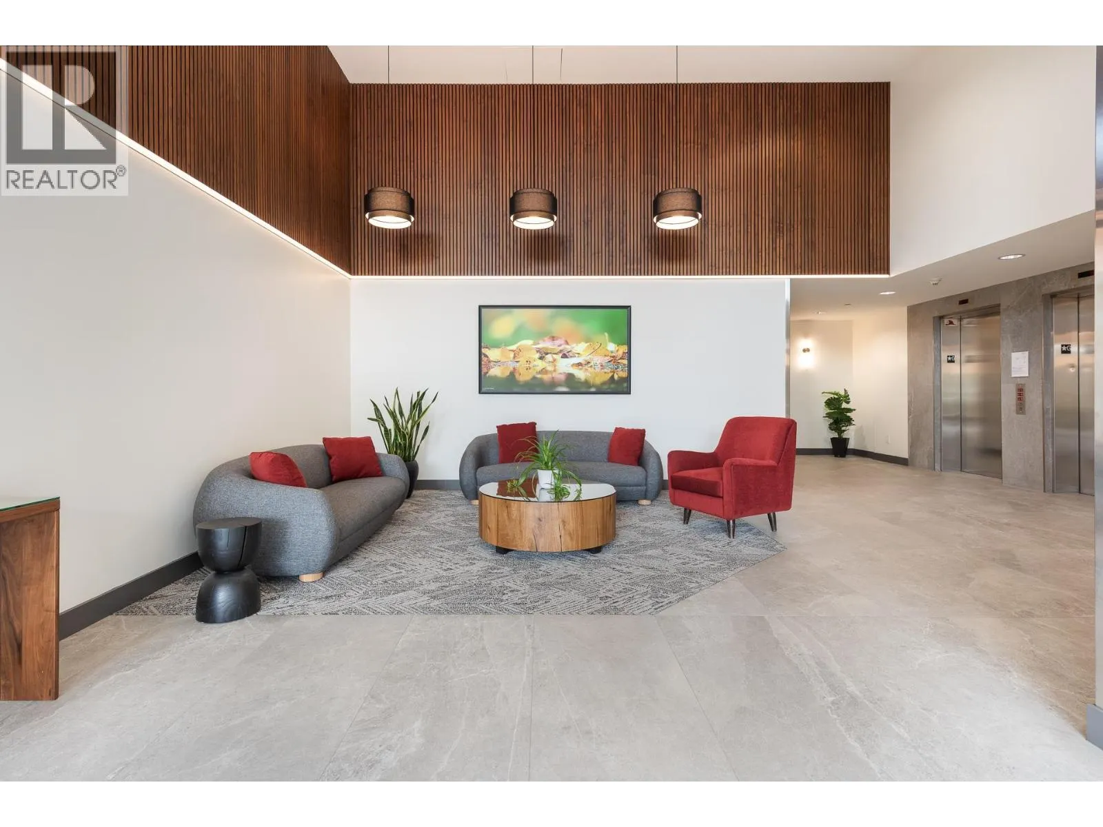 905 6659 SOUTHOAKS CRESCENT