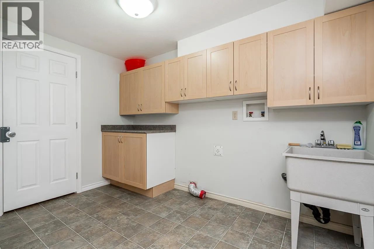 31 23281 KANAKA WAY