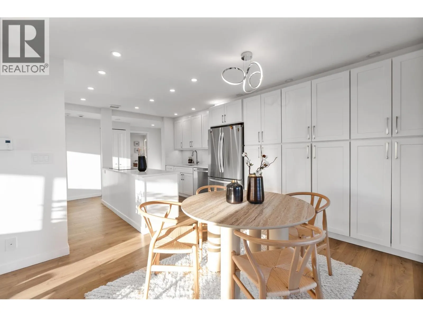 1304 1515 EASTERN AVENUE